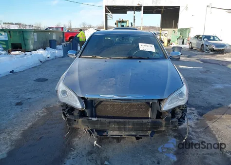 2013 Chrysler 200 Limited из США, поврежденный, VIN 1C3CCBCG9DN602336